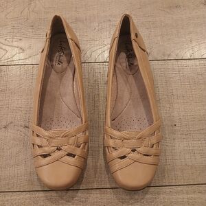 Life Stride Soft System Women's Beige Flats Size 11 M